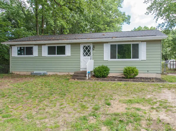164 Lily St, Paw Paw, MI 49079