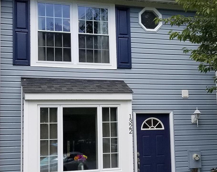 1st image of 1322 Stockett Sq