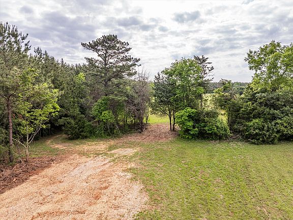 4th image of 5760 Cobbham Road