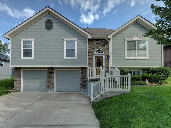 18512 E 11th Street Ct N, Independence, MO 64056