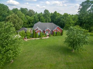 6420 Morton Rd, Greenbrier, TN 37073