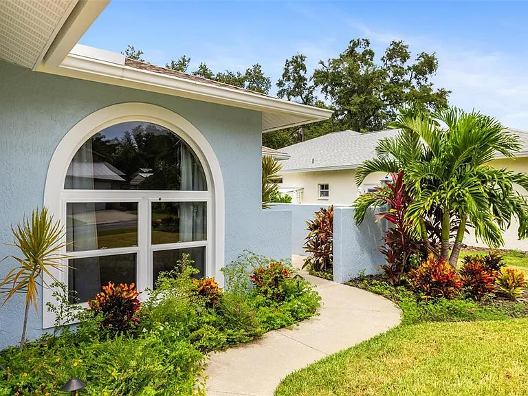 4360 Iola Dr — Photo 58