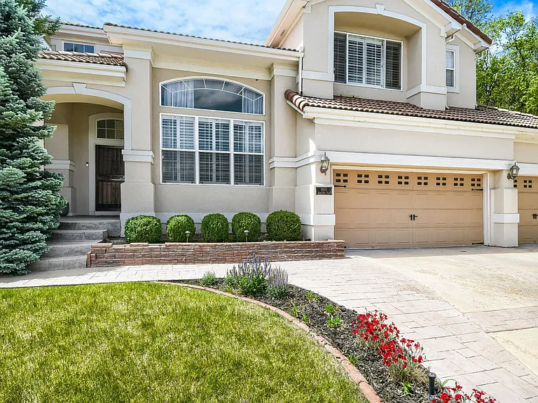 9661 Kings Mill Pl — Photo 3