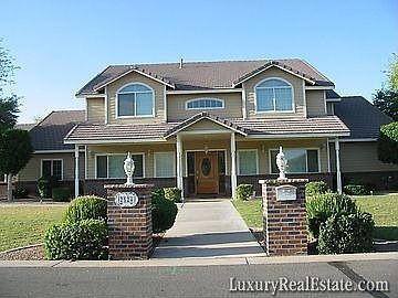 2nd image of 2524 E Linda Ln