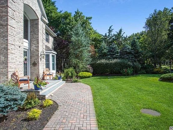 4th image of 53 King Arthurs Ct N