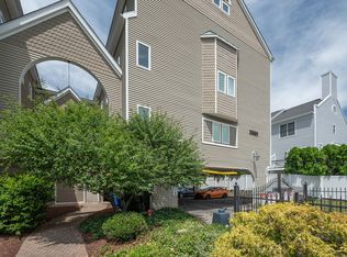 2660 North Ave #110, Bridgeport, CT 06606