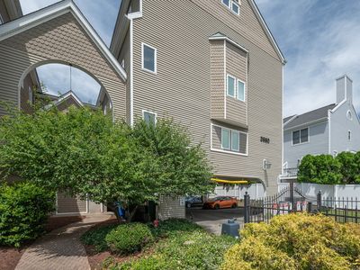 2660 North Avenue #110, Bridgeport, CT, 06606