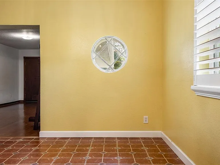2603 N Ridgewood Ave — Photo 11