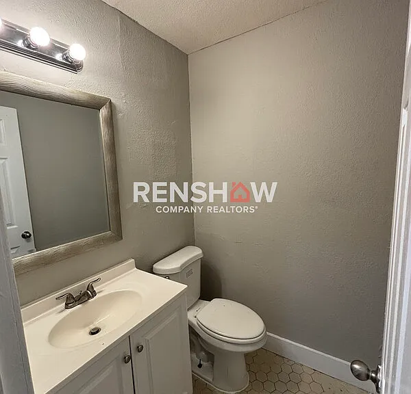 1776 First Green Dr #21 — Photo 2