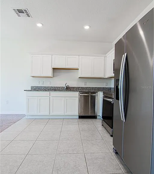 205 Mandovi St — Photo 14