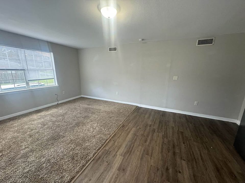 1st image of 330 Porter Ave #C