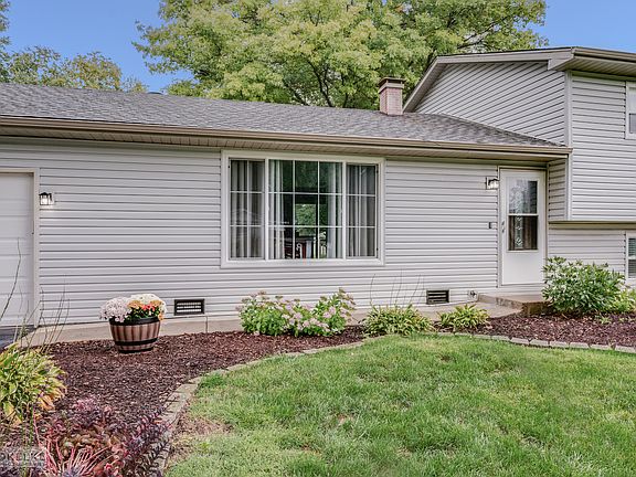 3rd image of 12731 S Elizabeth Dr