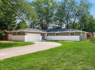 1317 Fahlander Dr N, Columbus, OH 43229