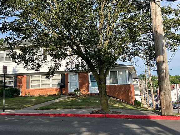 2nd image of 119 N Cleveland Ave