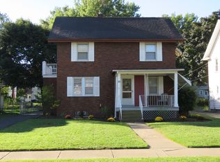 33 Thornton Rd, Rochester, NY 14617