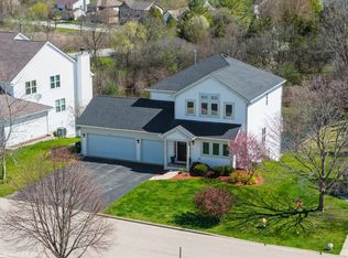 983 Autumn Dr, Antioch, IL