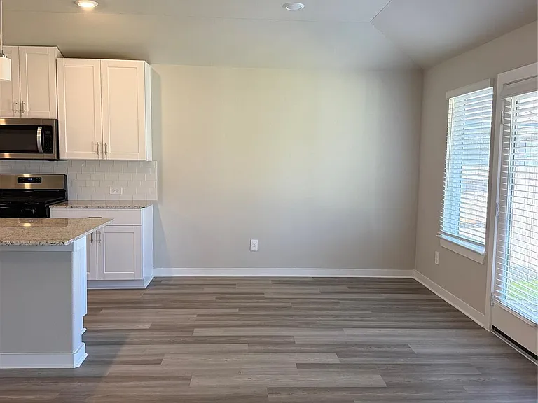 1484 Waggoner Ranch Trl — Photo 10
