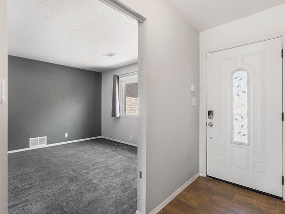 5th image of 6508 Martin Ct NE