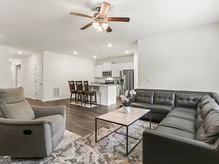 3688 Chevington Ct SE — Photo 5