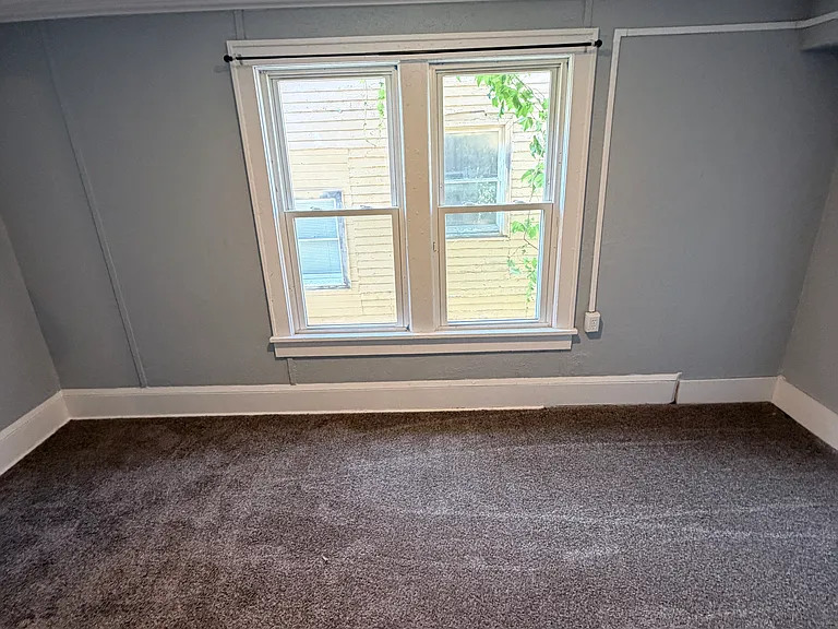 947 High Ave NW — Photo 14