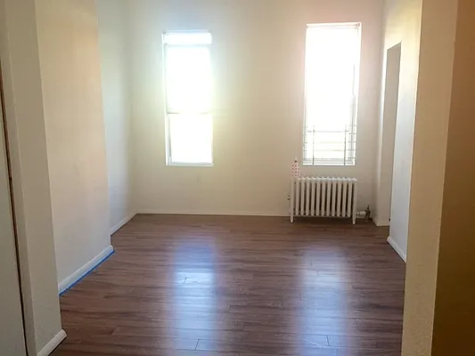 Rented by MNS | media 4