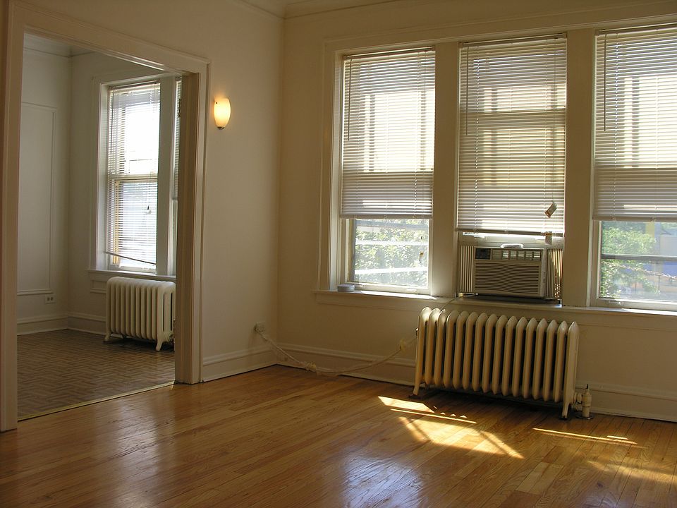 1st image of 2136 S 61st Ave