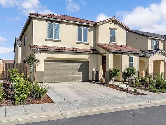 3rd image of 367 Talus Way S