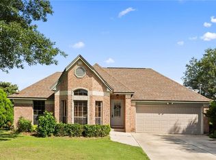 342 Thomas Dr, Martindale, TX 78655