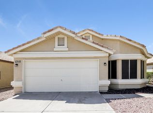 1310 N Blackstone Dr, Chandler, AZ 85224