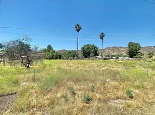 32100 Sweetwater Ln, Homeland, CA 92548