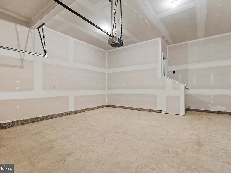 5713 Haller Pl — Photo 37