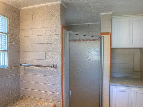 3rd image of 11838 N 113TH Drive