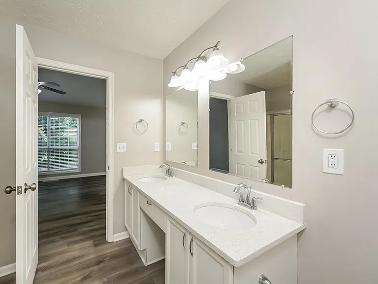 1393 Richland Creek Trl — Photo 11