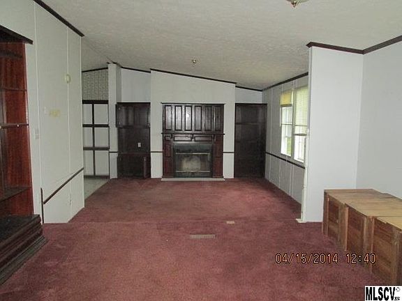 3rd image of 5122 Goldfinch Ct
