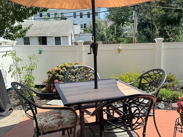 15 Park Ave Unit 103, Hull, MA 02045