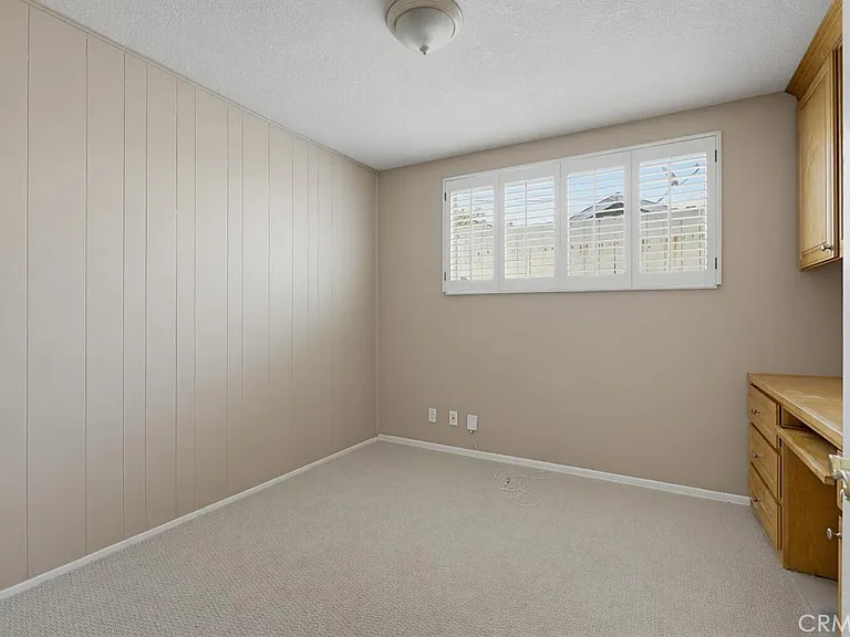 2705 E Jacaranda Ave — Photo 45