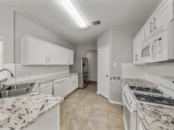 6354 Wilshire Rdg, Houston, TX 77040