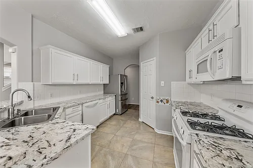 6354 Wilshire Rdg Photo 1