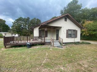 18580 Marston Rd, Laurel Hill, NC 28351