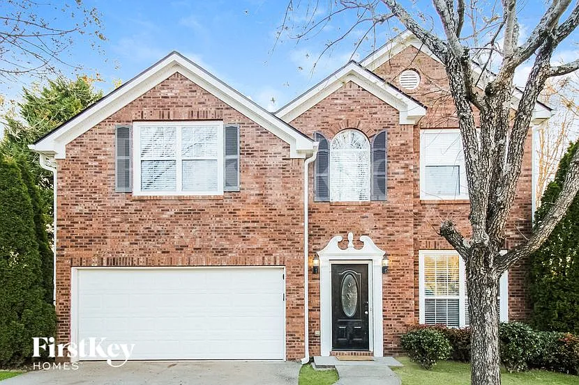 4 bed, 2.5 bath, 1732 sqft, $2,295 — Photo 1