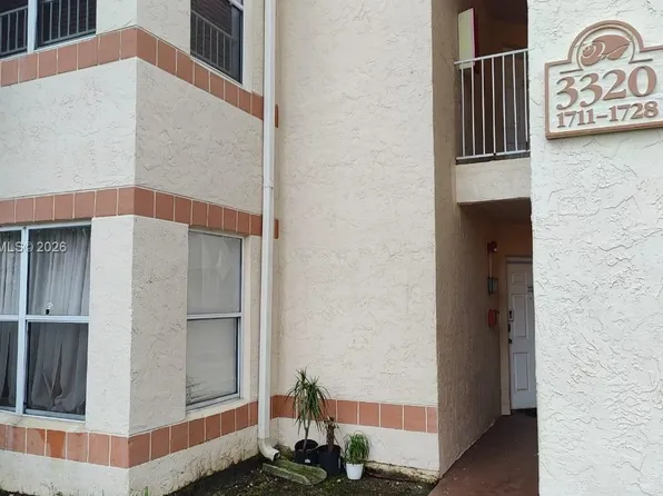 3320 N Pinewalk Dr N Unit 1715, Pompano Beach, FL 33063