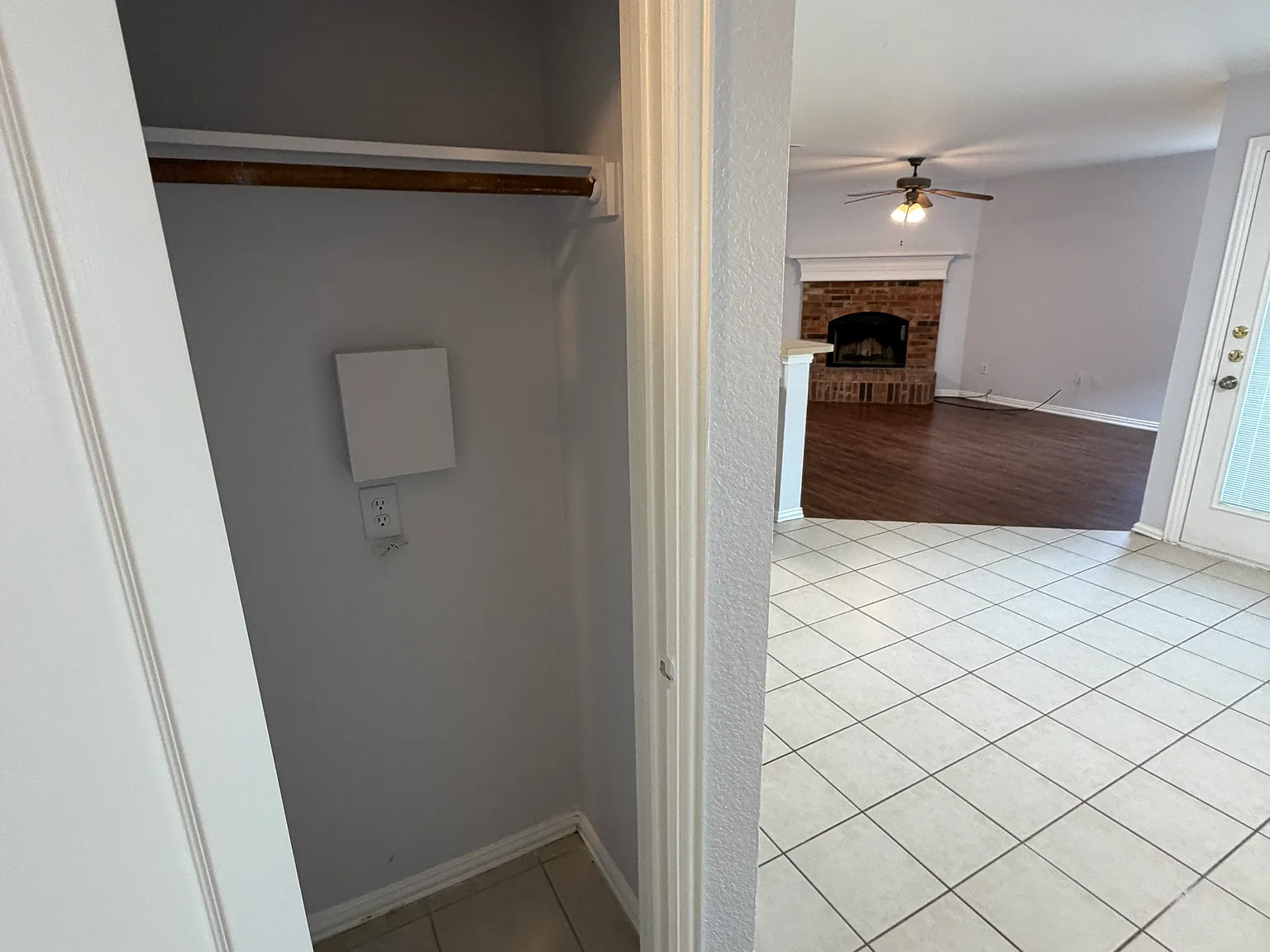 3 bed, 2.5 bath, 1530 sqft, $2,195 — Photo 3