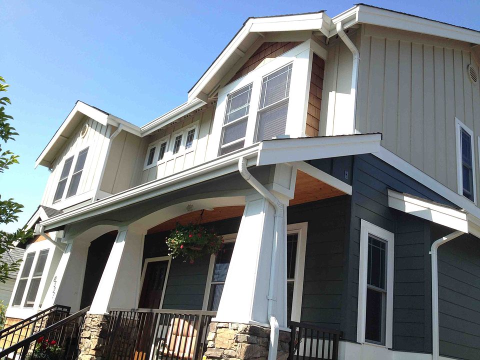 2nd image of 8525 8th Ave NE