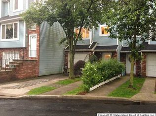 157 Pembrook Loop, Staten Island, NY 10309