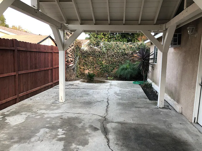 226 E Atara St — Photo 12