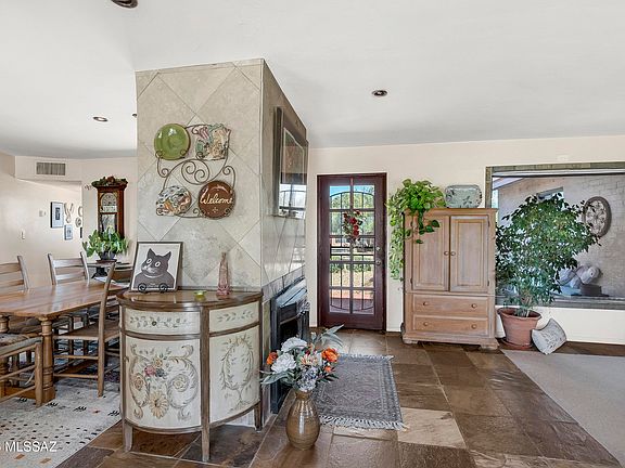 3rd image of 132 W River Rd