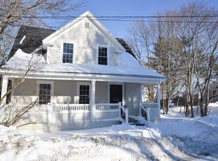 27 Princeton St, Bangor, ME 04401