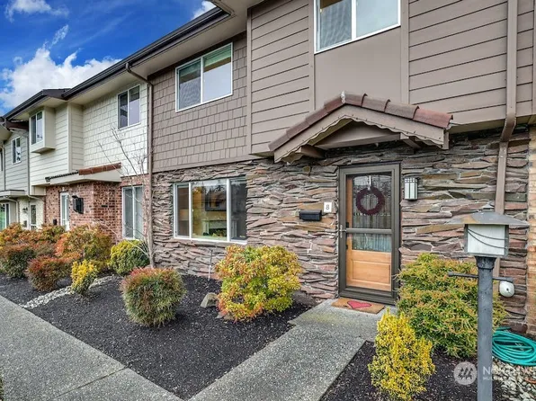 1525 NW 195th Street #8, Shoreline, WA 98177