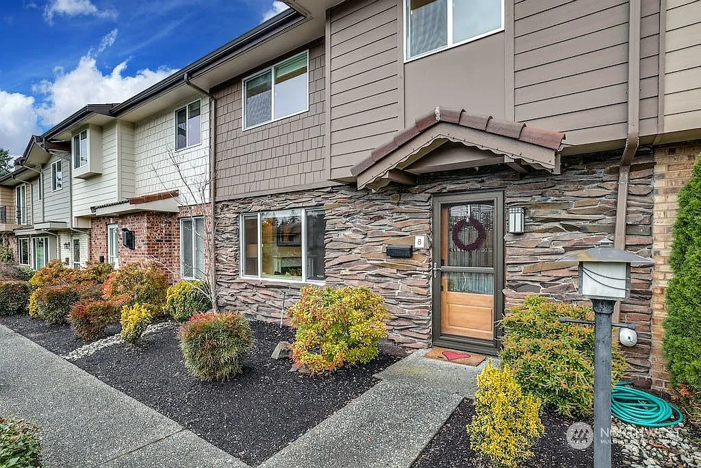 1525 NW 195th Street #8 photo 1