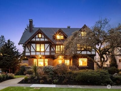 1205 21st Avenue E, Seattle, WA, 98112